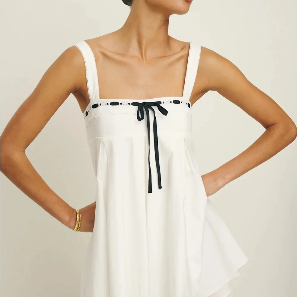 Reformation White Baby Doll Dress with Black Accent Size 0 - Picture 2 of 5